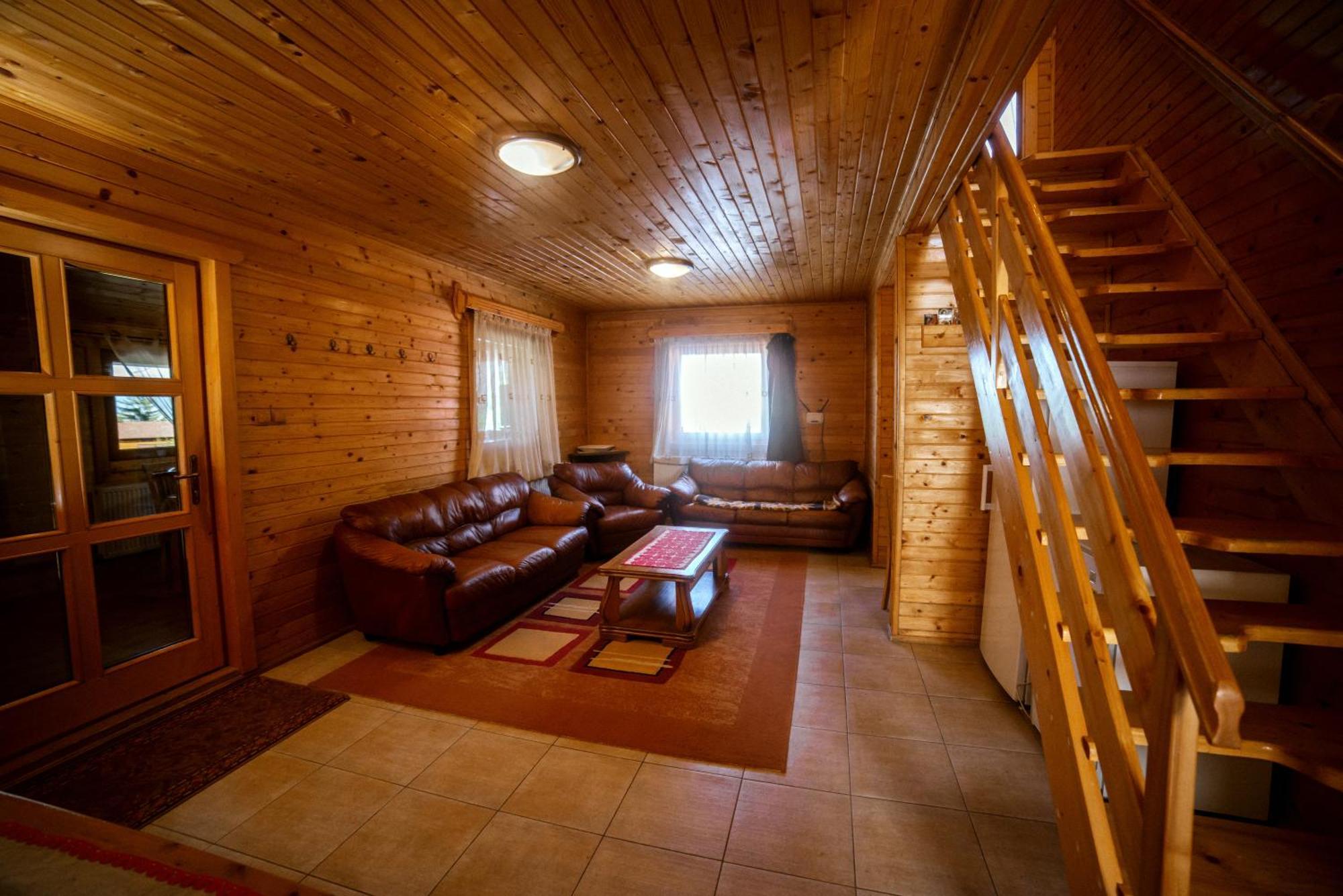 Vivien Vendeghaz Villa Borzont Exterior foto