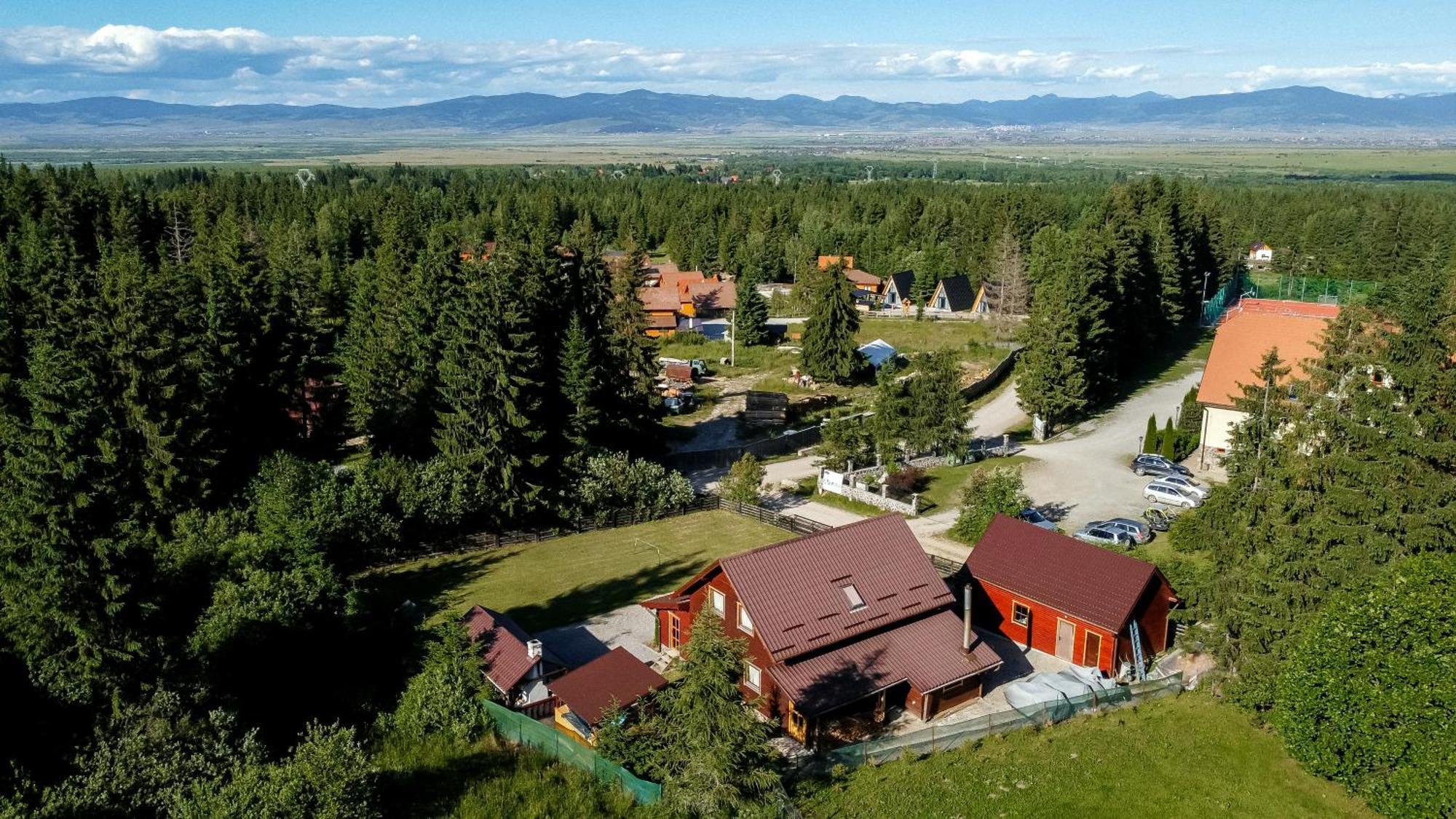 Vivien Vendeghaz Villa Borzont Exterior foto